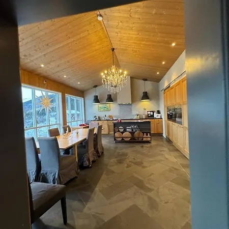 Grand Mountain Retreat - Panoramic Views Voss