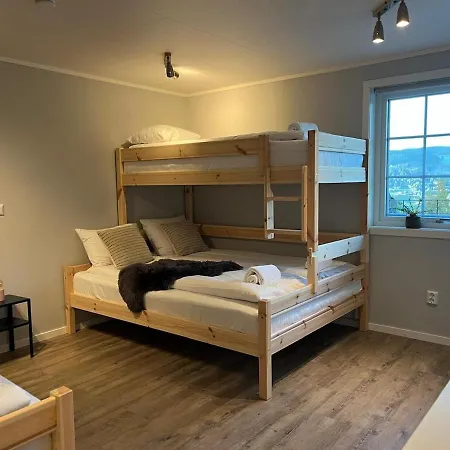 Grand Mountain Retreat - Panoramic Views Voss