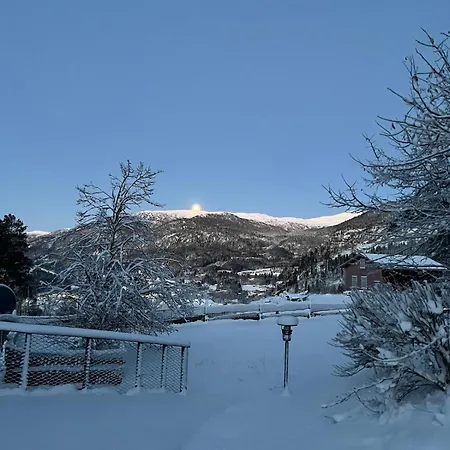 Grand Mountain Retreat - Panoramic Views * Voss