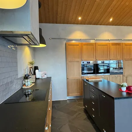 Chalet Grand Mountain Retreat - Panoramic Views *