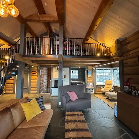 Grand Mountain Retreat - Panoramic Views Chalet