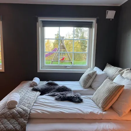 Chalet Grand Mountain Retreat - Panoramic Views *